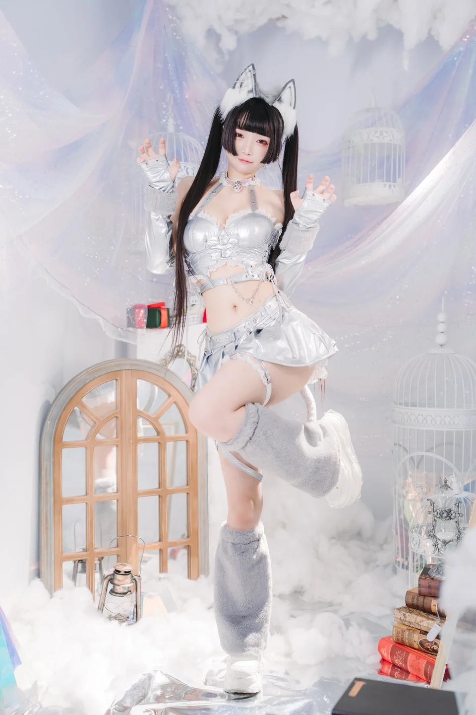 落落Raku - No.058 Malymoon銀狐 [19P-328MB]